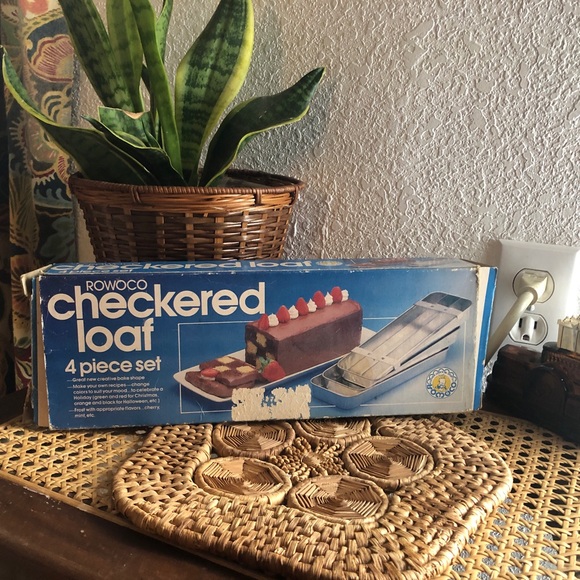 Rowoco Checkered Loaf 4 Piece Set w/Original Box - Picture 5 of 12